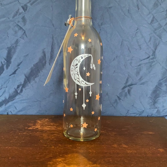 Moon water bottle - Picture 1 of 4